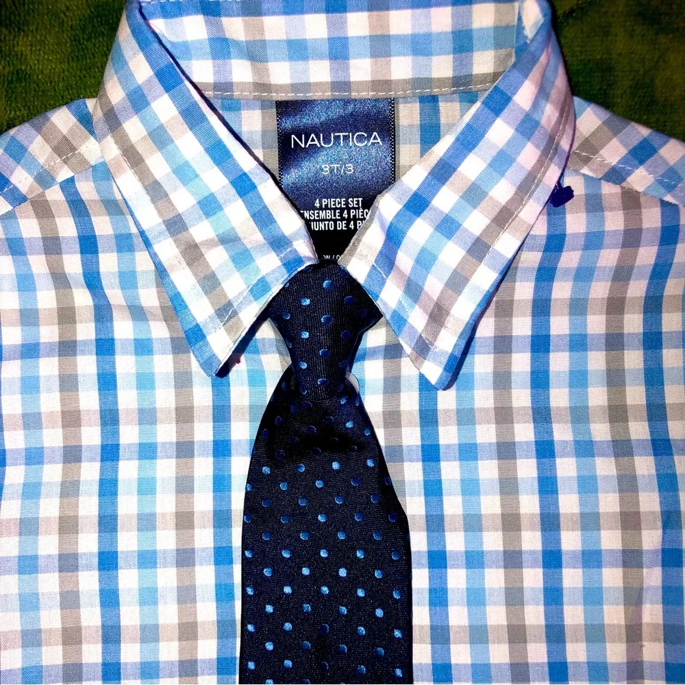 Nautica Long Sleeve Shirt 3T Blue Green Check & Clip Navy Dotted Tie 3T